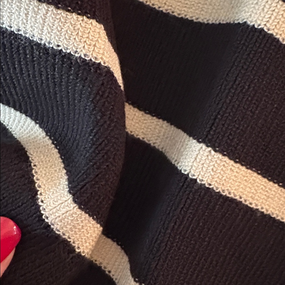 NWT LOVE BONITO Sasha Striped Knit Cardigan Size 6 or Medium/ Large - Picture 6 of 7
